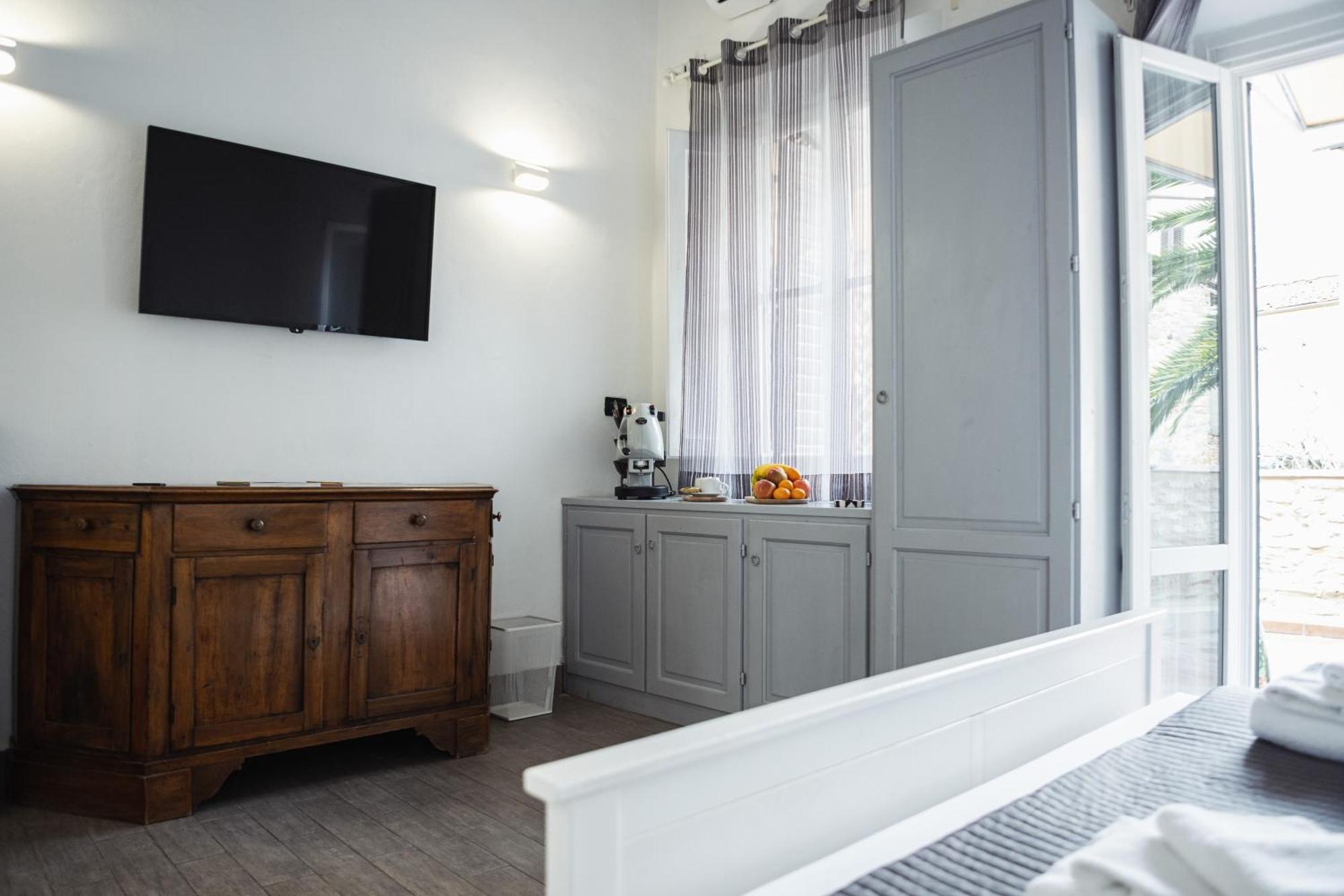 Отель Le Casine Firenze Экстерьер фото